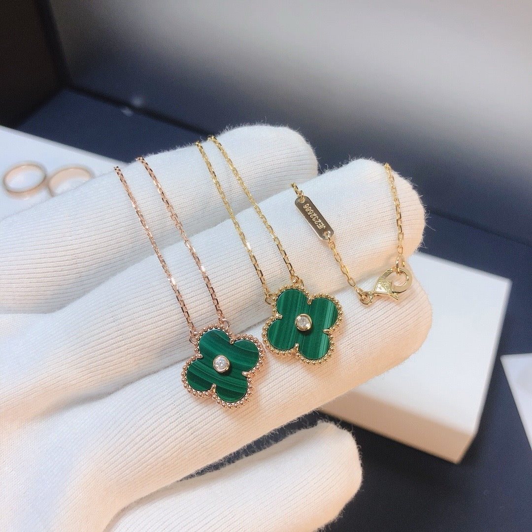 [AuraEcho Jewelry]CLOVER 15MM DIAMOND TURQUOISE NECKLACE