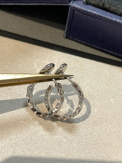 [AuraEcho Jewelry]Hollow Design Four-Leaf Clover Flower Shape Ring