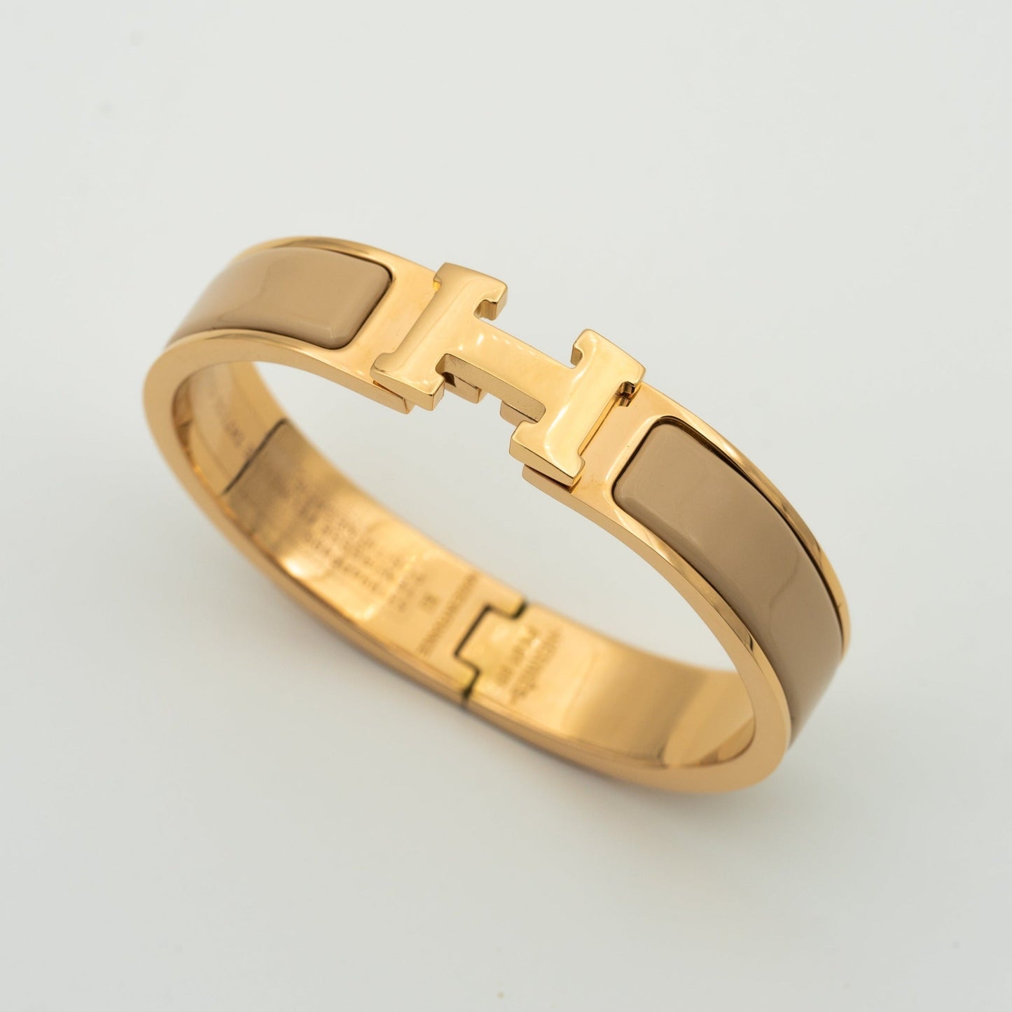 [AuraEcho Jewelry]H GREY BRACELET