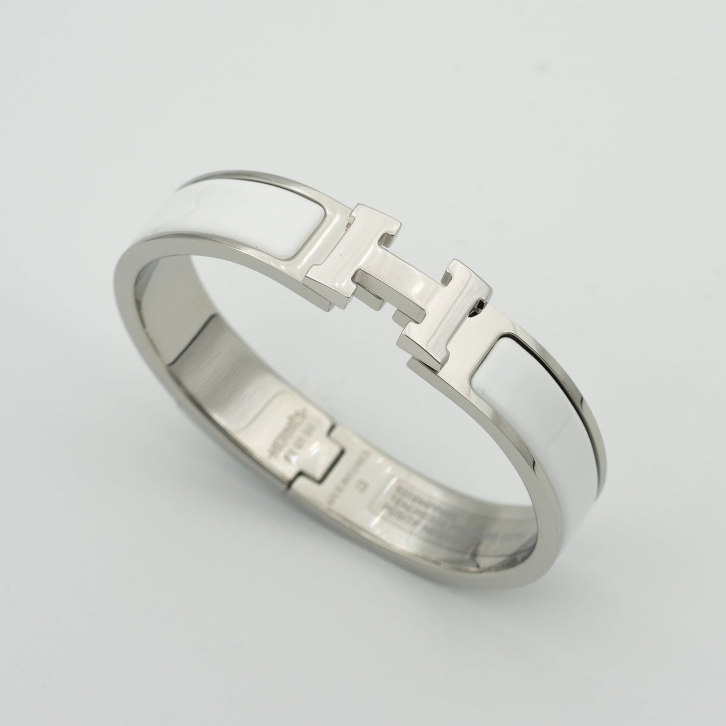 [AuraEcho Jewelry]H WHITE BRACELET