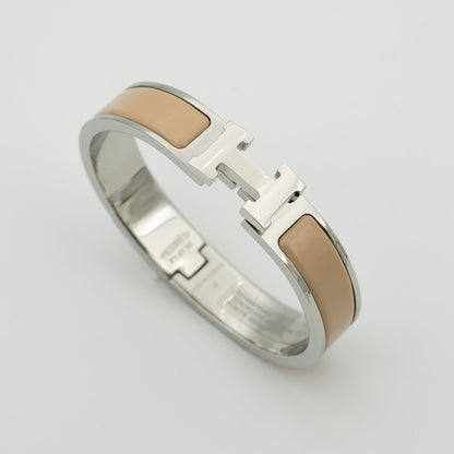[AuraEcho Jewelry]H GREY BRACELET
