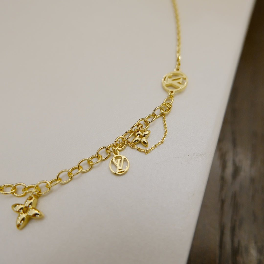 [AuraEcho Jewelry]BLOOMING SUPPLE NECKLACE BRASS