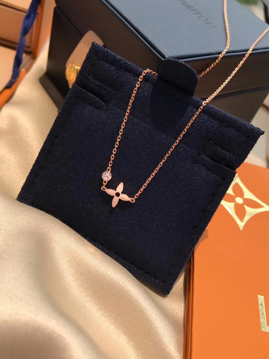 [AuraEcho Jewelry]BLOSSOM PENDANT PINK GOLD AND DIAMOND