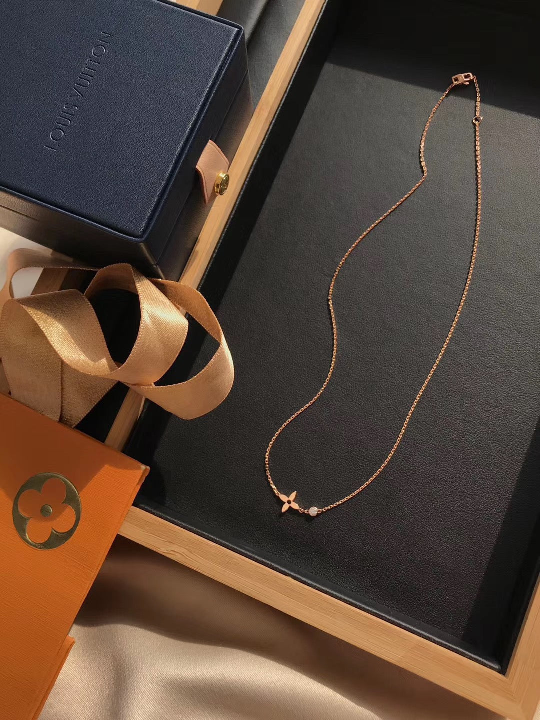 [AuraEcho Jewelry]BLOSSOM PENDANT PINK GOLD AND DIAMOND