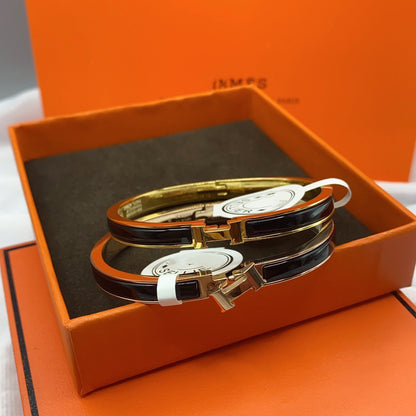 [AuraEcho Jewelry]CLASSIC HM CLIC BLACK 8MM ENAMEL BRACELET