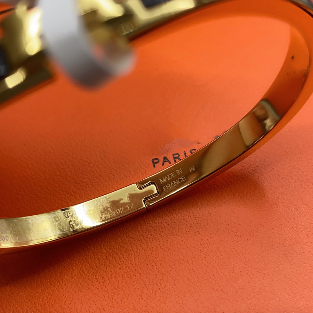 [AuraEcho Jewelry]CLASSIC HM CLIC BLACK 8MM ENAMEL BRACELET