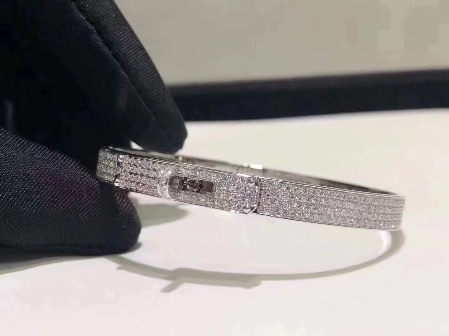 [AuraEcho Jewelry]HM KELLY BRACELET IN SILVER AND FULL PAVE DIAMOND
