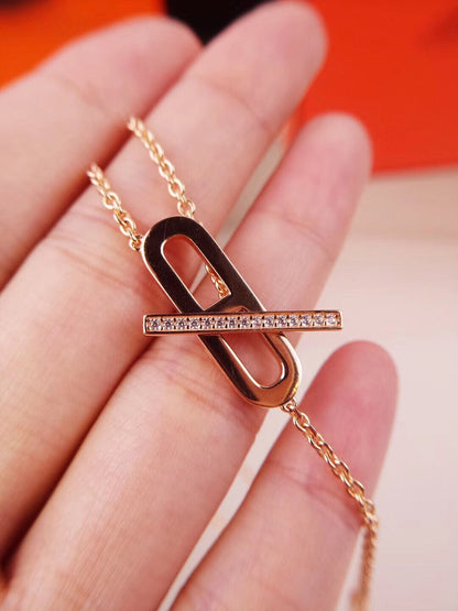 [AuraEcho Jewelry]HM FIRE PIG NOSE NECKLACE TRENDY STREET