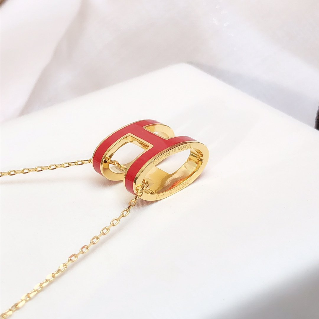 [AuraEcho Jewelry]HM CLIC RED ENAMEL GOLD NECKLACE