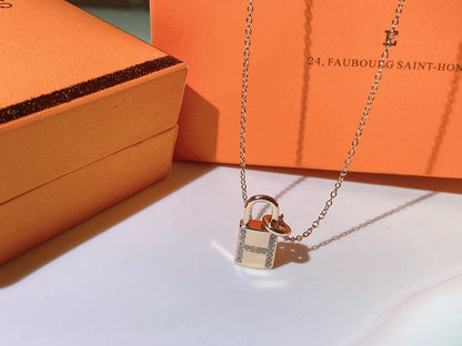 [AuraEcho Jewelry]HM ADVANCED NICHE LOCK HEAD NECKLACE DIAMONDS