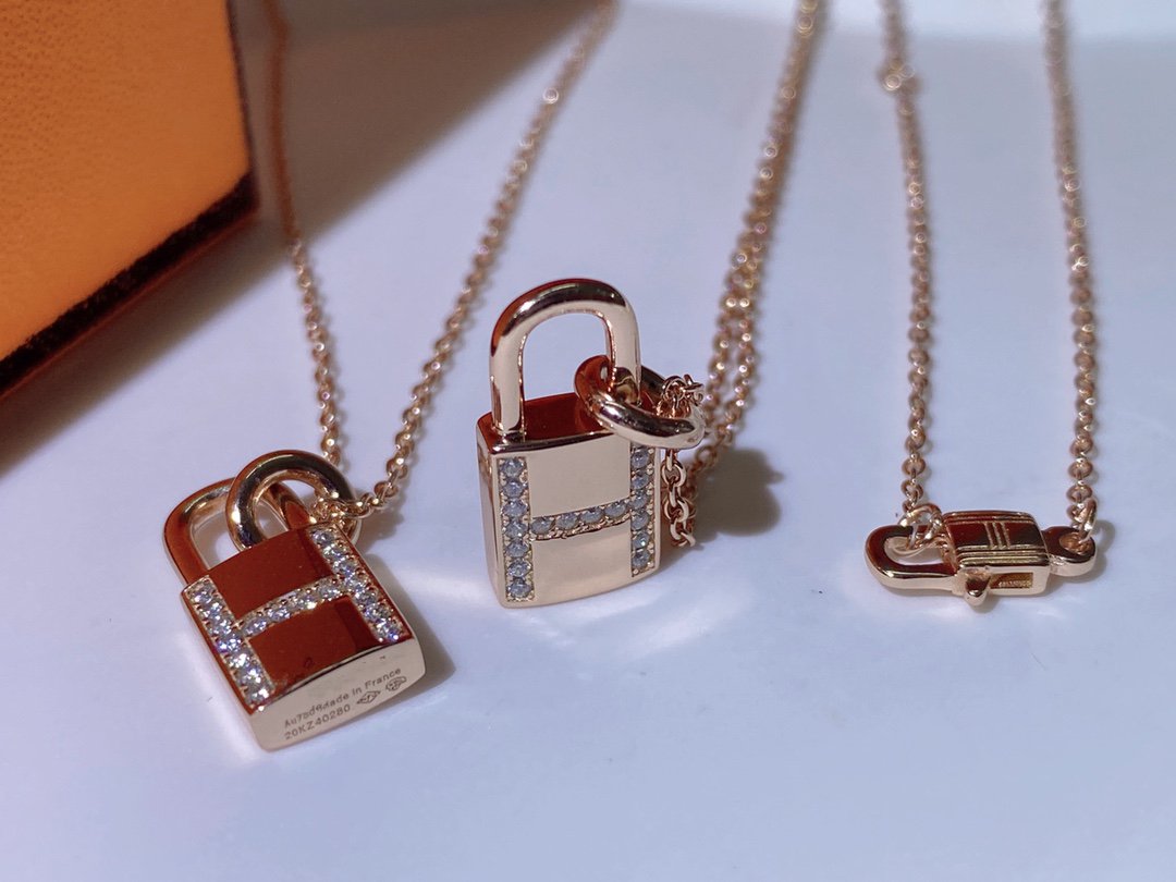 [AuraEcho Jewelry]HM ADVANCED NICHE LOCK HEAD NECKLACE DIAMONDS