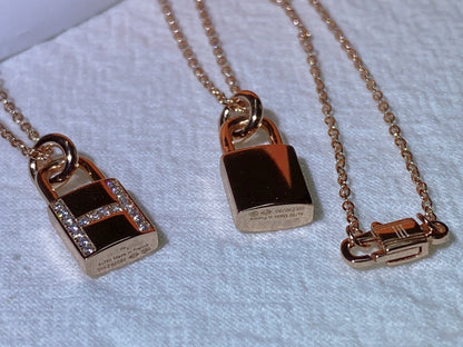 [AuraEcho Jewelry]HM ADVANCED NICHE LOCK HEAD NECKLACE DIAMONDS