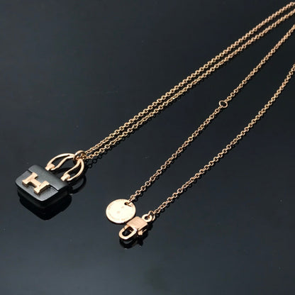 [AuraEcho Jewelry]WOMEN'S HM AMULETTES CONSTANCE PENDANT NECKLACE