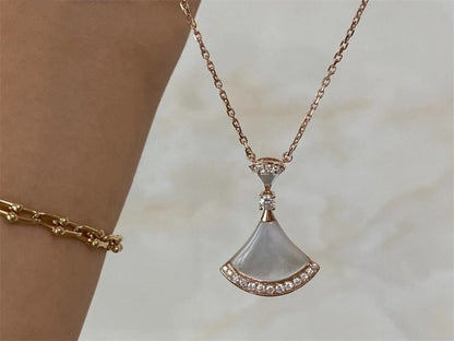 [AuraEcho Jewelry]DREAM NECKLACE MOP PINK GOLD DIAMOND