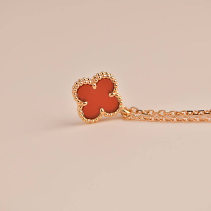 [WZQ]CLOVER MINI 9.5MM WHITE CARNELIANS NECKLACE