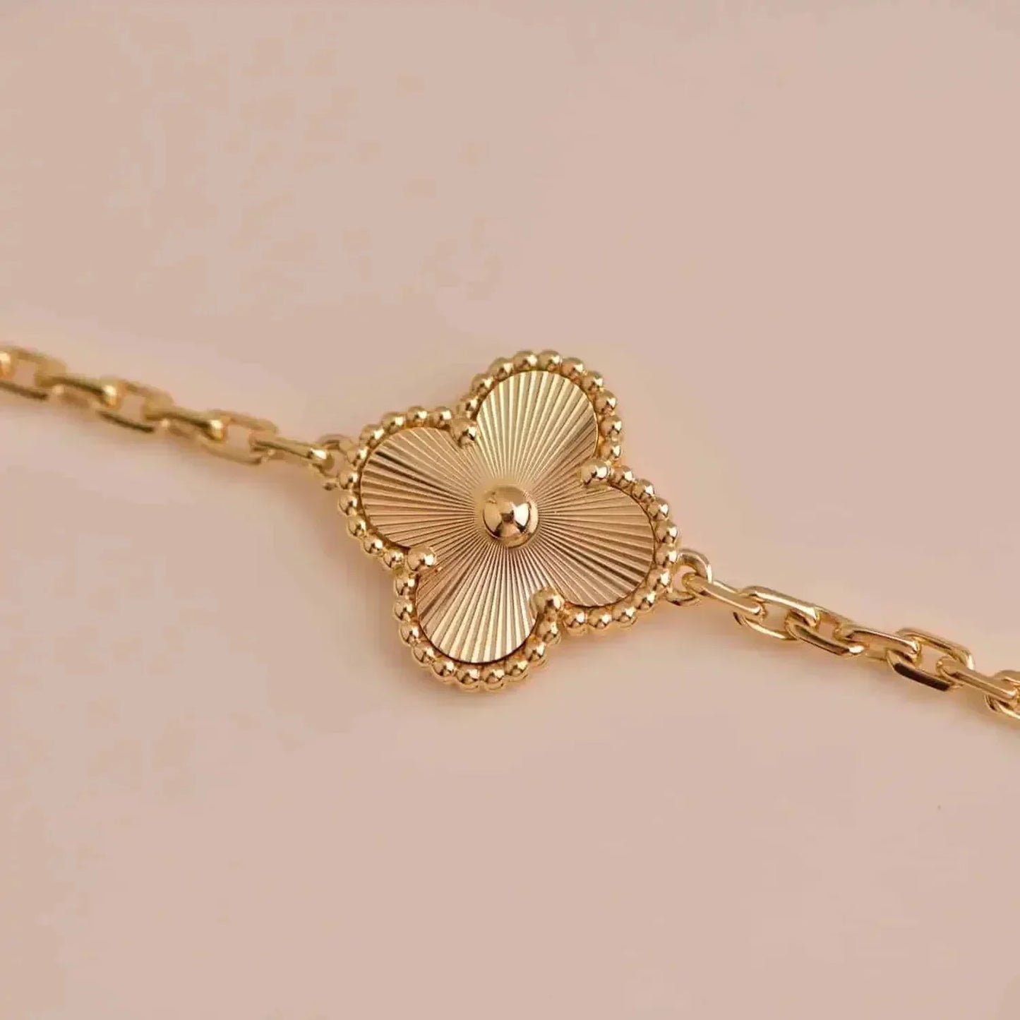 [AuraEcho Jewelry]CLOVER 5 FLOWERS LASER BRACELET
