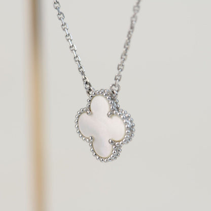 [AuraEcho Jewelry]CLOVER  15MM WHITE MOTHER-OF-PEARL SILVER