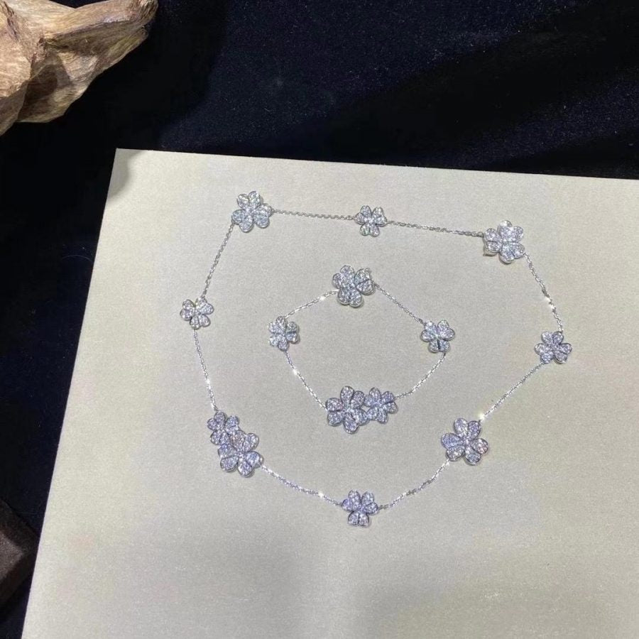 [AuraEcho Jewelry]FRIVOLE SILVER 5 FLOWERS BRACELET