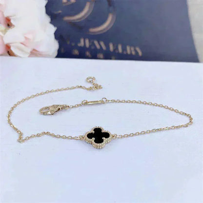 [AuraEcho Jewelry]CLOVER ONYX SINGLE FLOWER BRACELET