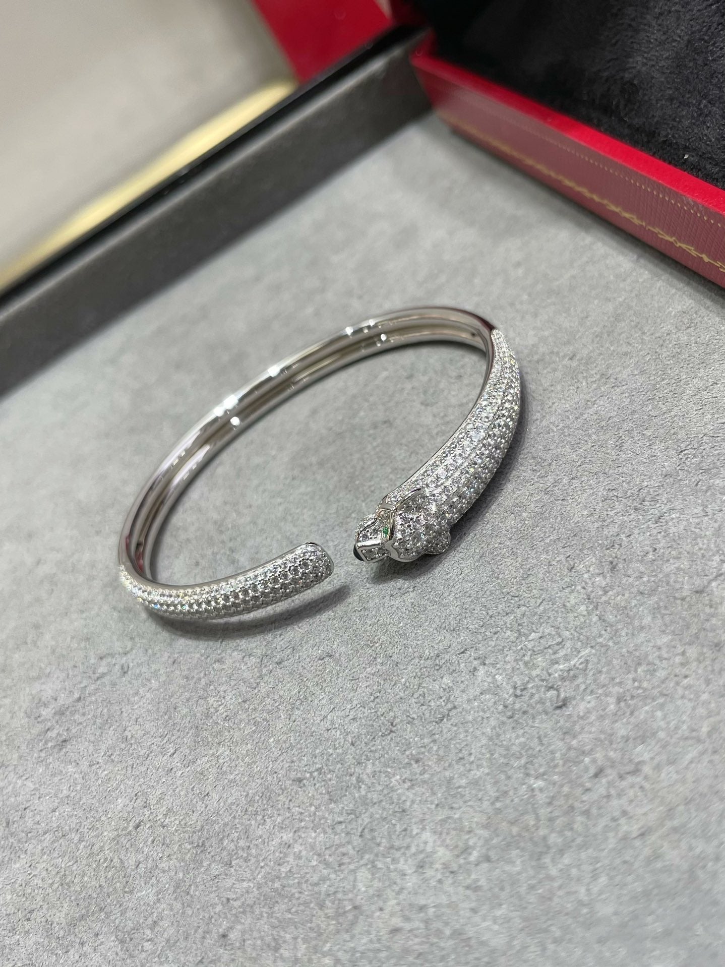 [AuraEcho Jewelry]PANTHERE FULL DIAMOND OPEN BRACELET