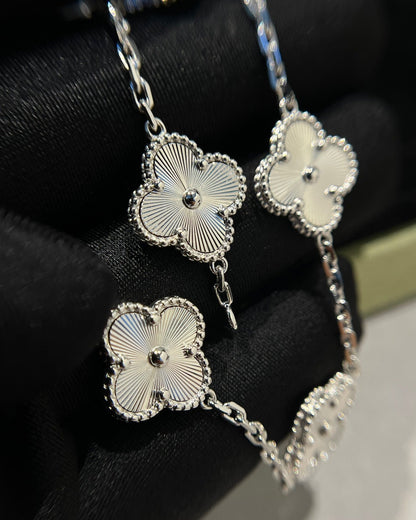 [AuraEcho Jewelry]CLOVER SILVER 5 MOTIFS BRACELET