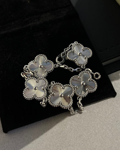 [AuraEcho Jewelry]CLOVER SILVER 5 MOTIFS BRACELET